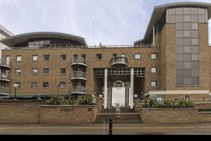 Meridian Place